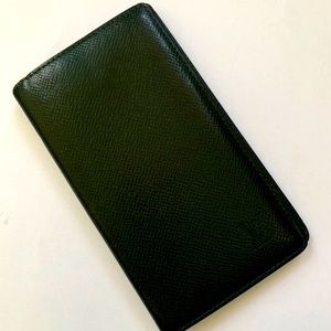 Vintage Louis Vuitton Taiga Leather Pocket Agenda